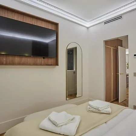 Matignon St Honore By Prestige Apartment