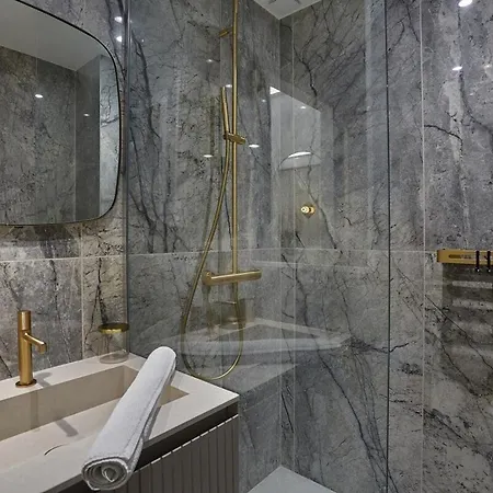 Matignon St Honore By Prestige Apartment *